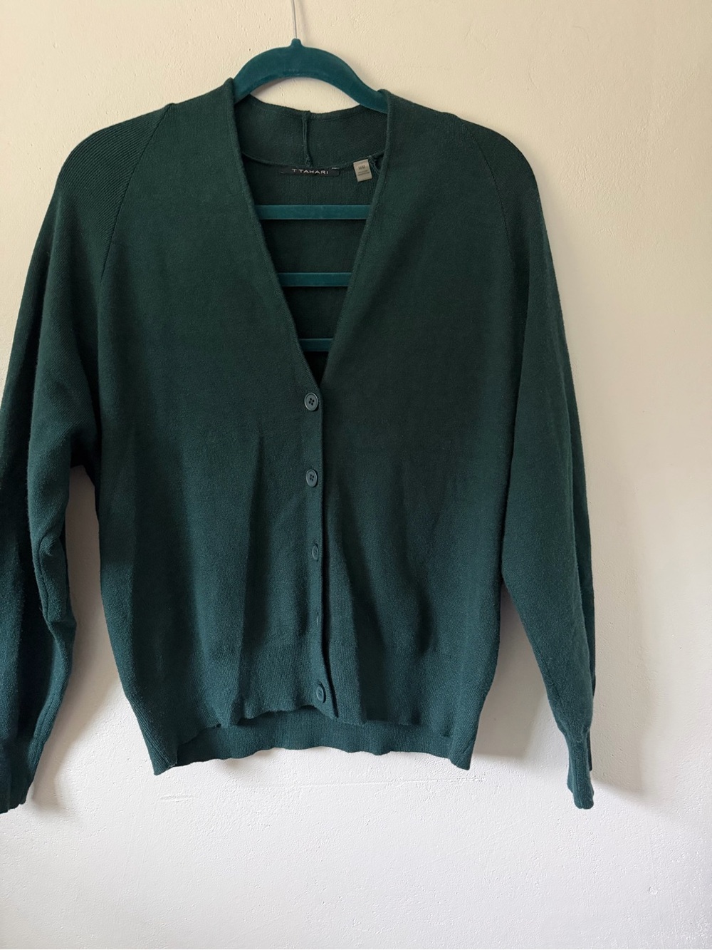 T Tahari Deep Green V-Neck Button Front Cardigan